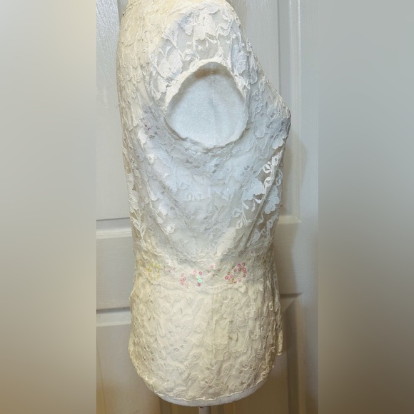 Rampage lace plunging v-neck white top pink sequins slight sleeves size Large - Picture 4 of 6